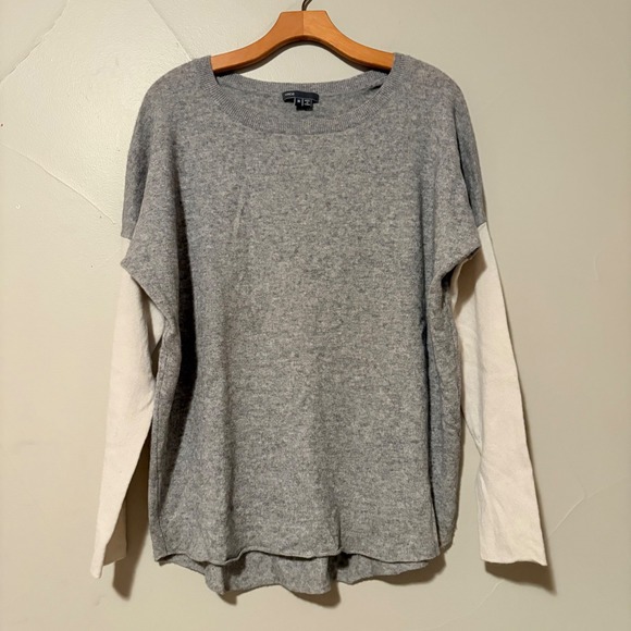 Vince Sweaters - Vince Women's Laine Wool Cashmere Color Block Sweater Size M Gray Cream Knit Top